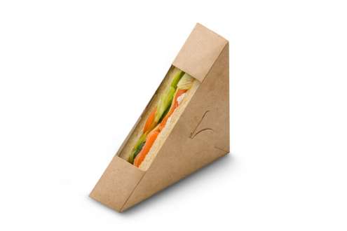 Сэндвич с красной рыбой и сыром на белом хлебе